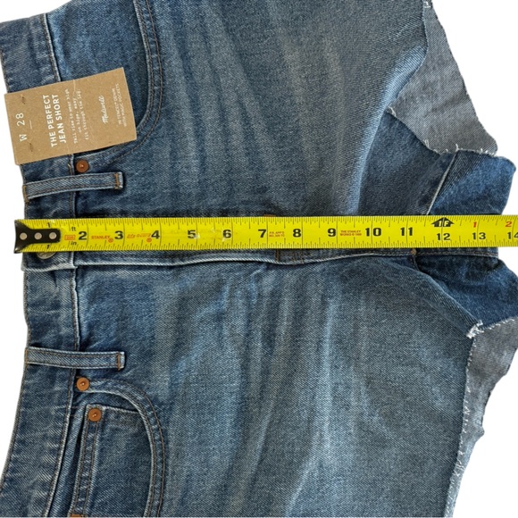 Madewell The Perfect Jean Short - Picture 15 of 16